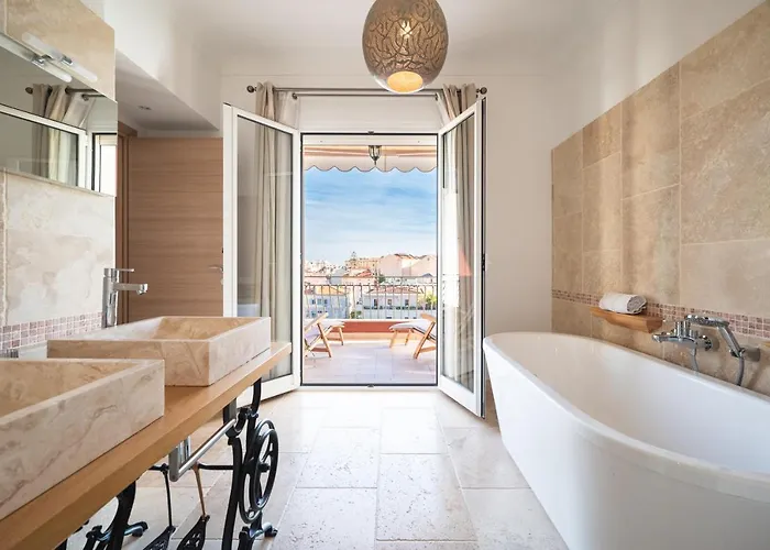 Bed & Breakfast La Fabrique A Poupees - Et De Charme Au Coeur De 4*