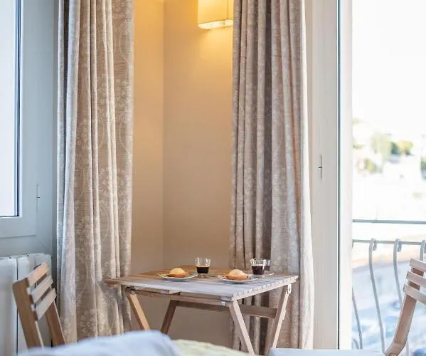 Bed & Breakfast La Fabrique A Poupees - Et De Charme Au Coeur De