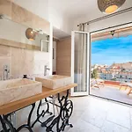 La Fabrique A Poupees - Et De Charme Au Coeur De 4* Menton