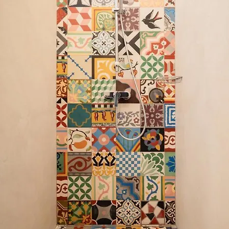 Panzió La Fabrique A Poupees - Et De Charme Au Coeur De