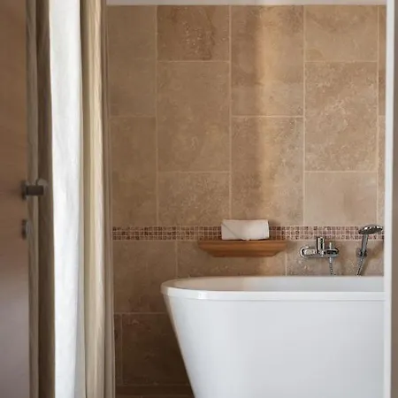 La Fabrique à Poupées 4* Menton