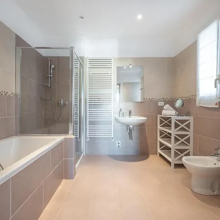 La Fabrique à Poupées Menton