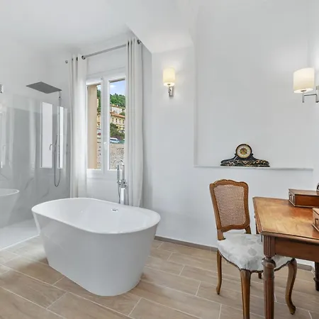 La Fabrique A Poupees - Et De Charme Au Coeur De 4* Menton