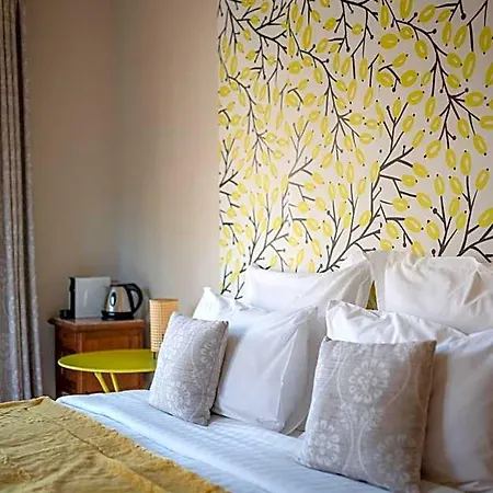 La Fabrique A Poupees - Et De Charme Au Coeur De Bed & Breakfast Menton