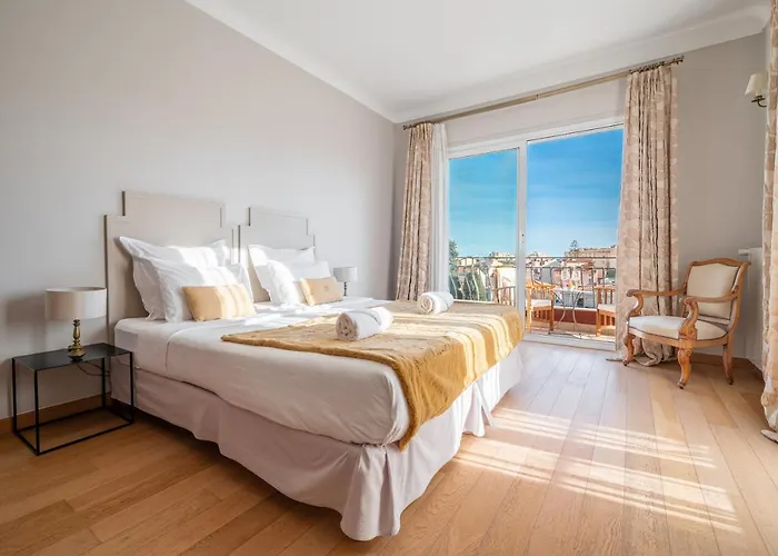 La Fabrique A Poupees - Et De Charme Au Coeur De Bed and Breakfast