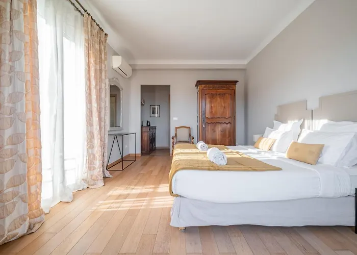 La Fabrique A Poupees - Et De Charme Au Coeur De Menton