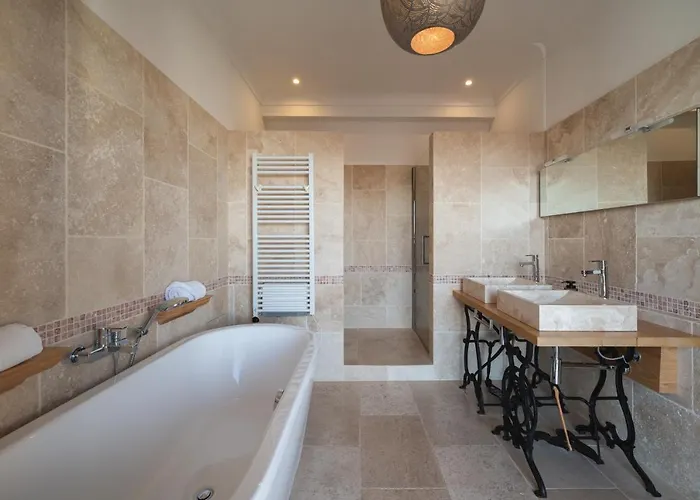 La Fabrique A Poupees - Et De Charme Au Coeur De 4*