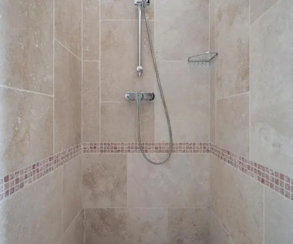 La Fabrique A Poupees - Et De Charme Au Coeur De Bed and Breakfast