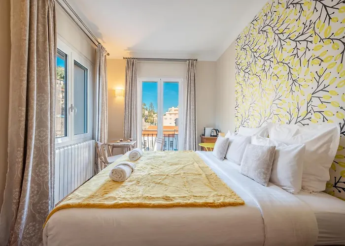 La Fabrique A Poupees - Et De Charme Au Coeur De 4* Menton