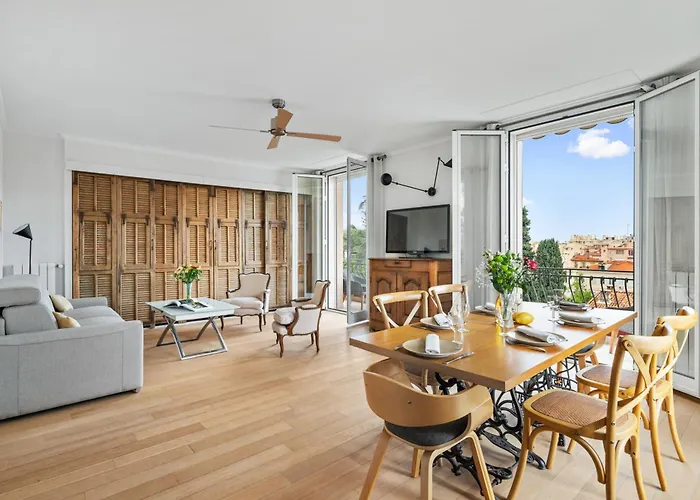 La Fabrique A Poupees - Et De Charme Au Coeur De