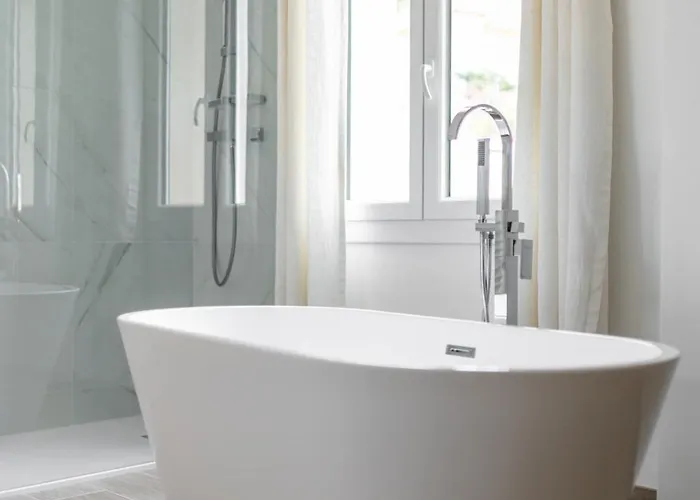 La Fabrique A Poupees - Et De Charme Au Coeur De Frühstückspension Menton